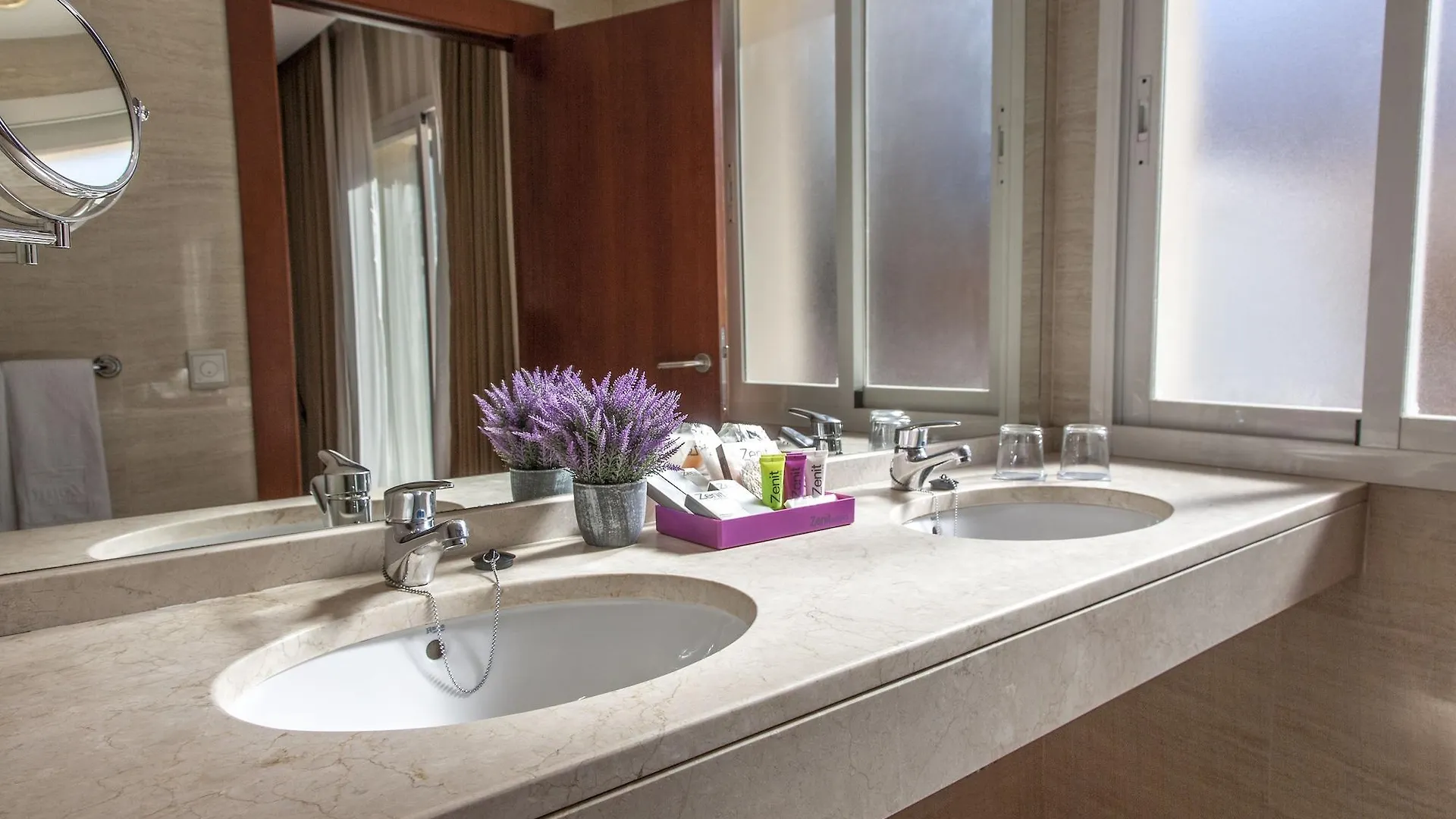 ***  Zenit Malaga Hotell Spanien